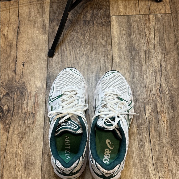 ASICS x ARITZIA Gel-Kayano 14 - Picture 3 of 6